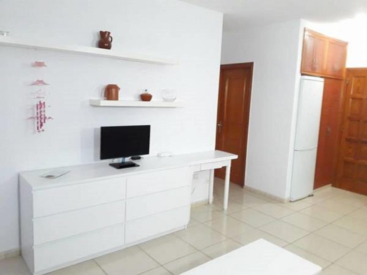 White Apartment Los Cristianos  Exterior photo